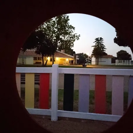 호스텔 Albergue Zaragoza Camping *
