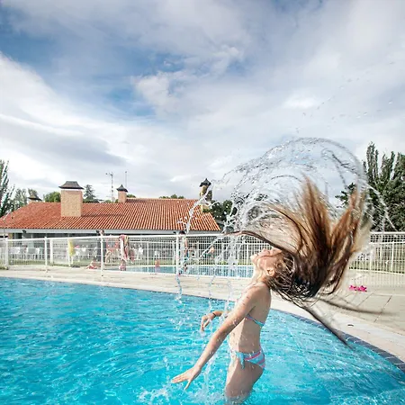 Hostel Albergue Zaragoza Camping *