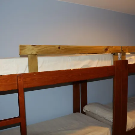 بيت شباب Albergue Zaragoza Camping سرقسطة