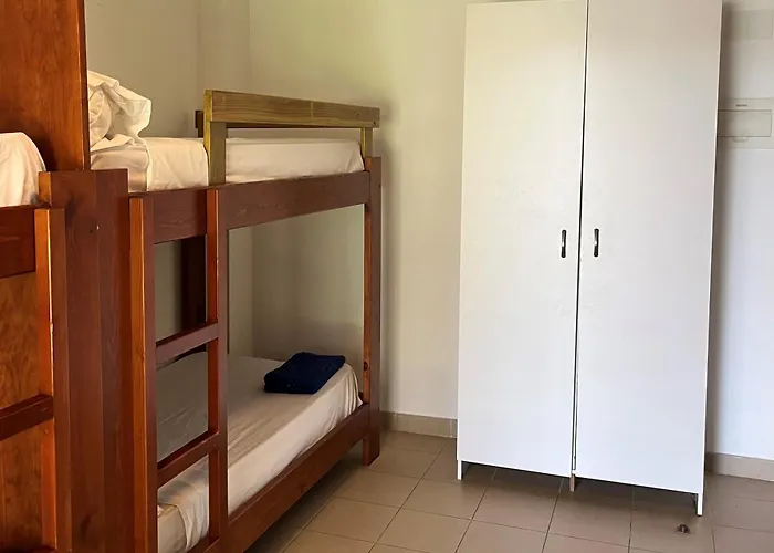 Hostel Albergue Zaragoza Camping