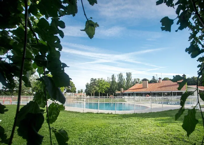 Albergue Zaragoza Camping Hostel Saragossa